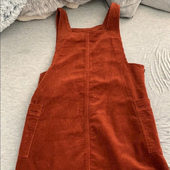 Jumper - Picture 2 of 4